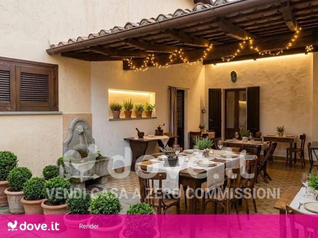Villa in vendita a Angera VA