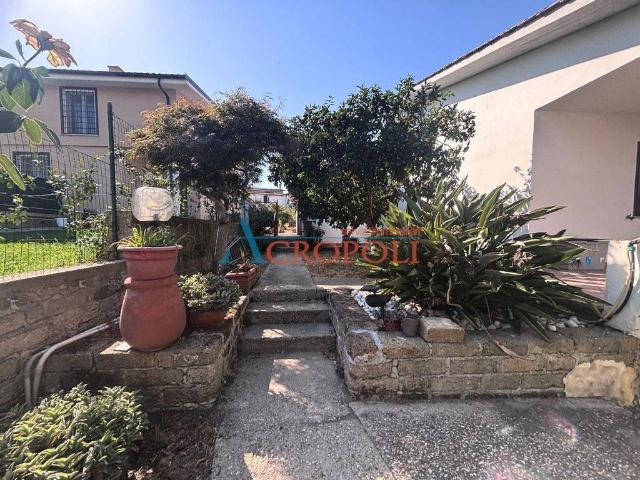 Villa in vendita a Anguillara Sabazia RM