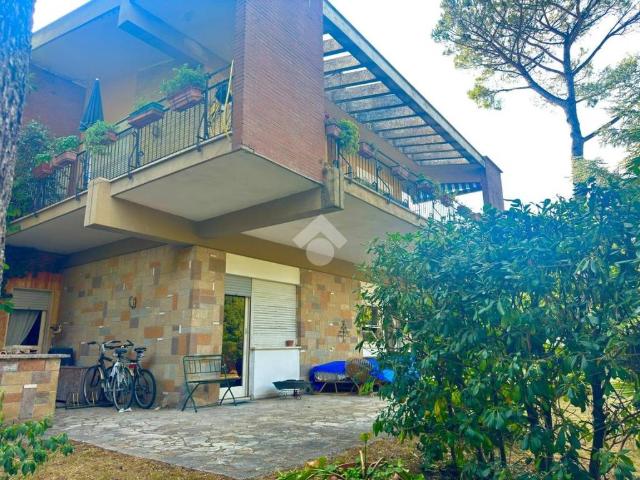 Villa in vendita a Anguillara Sabazia RM