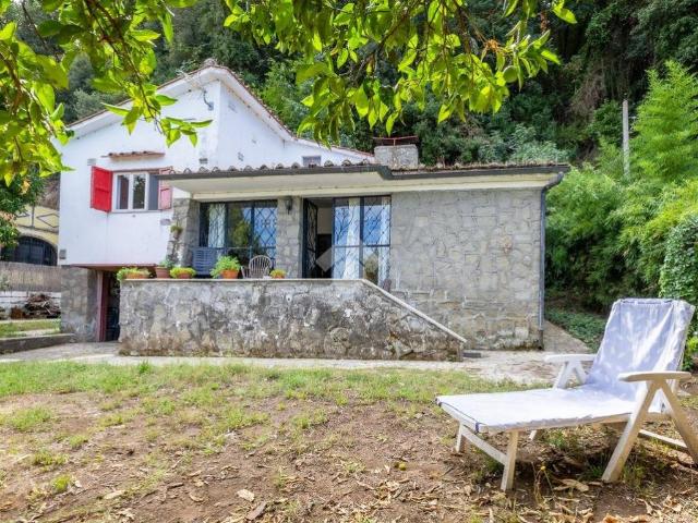 Villa in vendita a Anguillara Sabazia RM