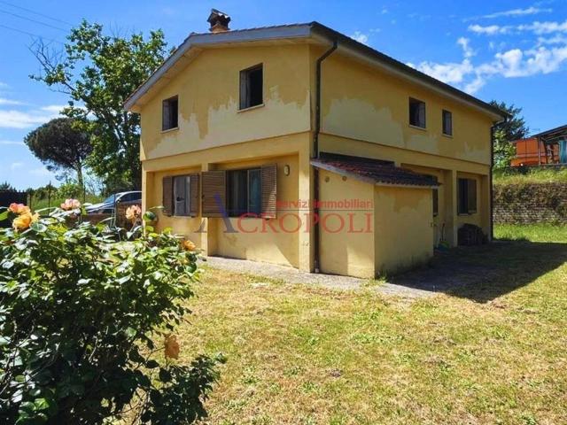 Villa in vendita a Anguillara Sabazia RM