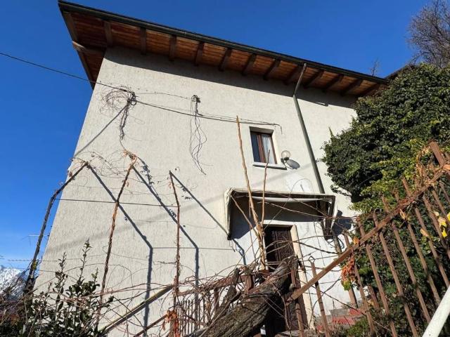 Villa in vendita a Aosta AO