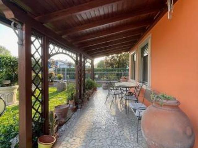Villa in vendita a Abano Terme PD