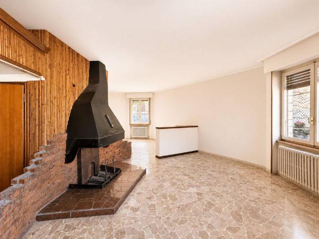 Villa in vendita a Abbadia Lariana LC