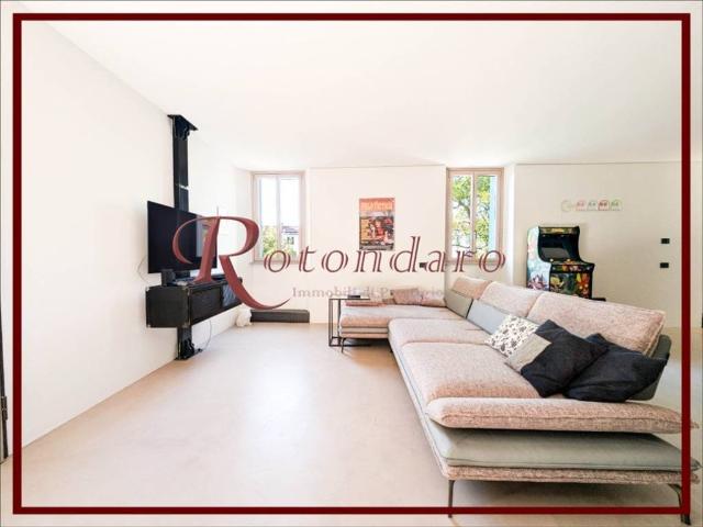 Villa in vendita a Abbiategrasso MI