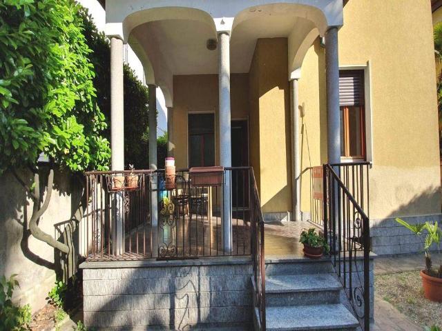Villa in vendita a Abbiategrasso MI