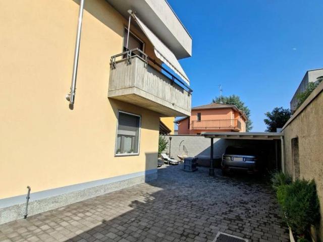 Villa in vendita a Abbiategrasso MI