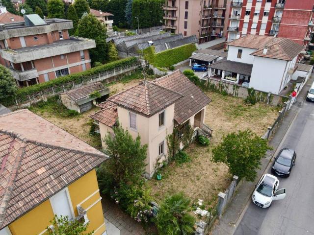 Villa in vendita a Abbiategrasso MI