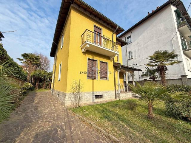 Villa in vendita a Abbiategrasso MI