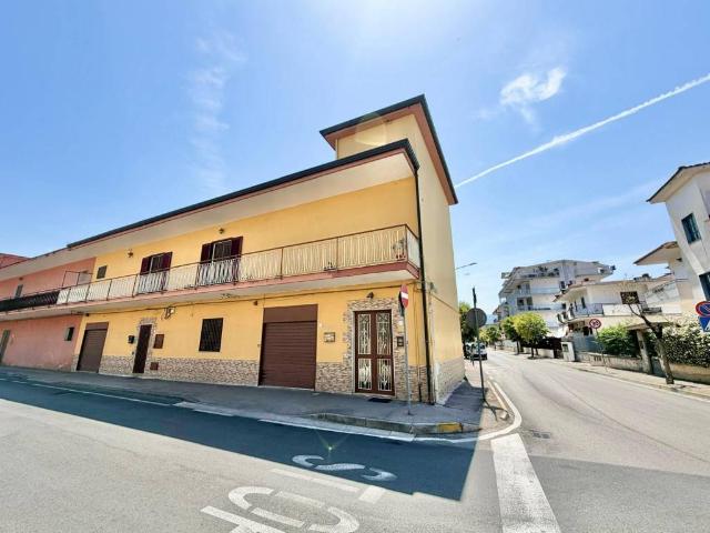Villa in vendita a Acerra NA