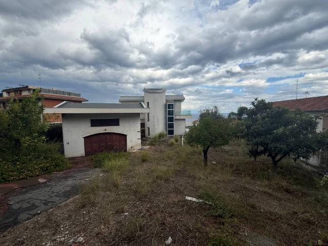 Villa in vendita a Aci Castello CT