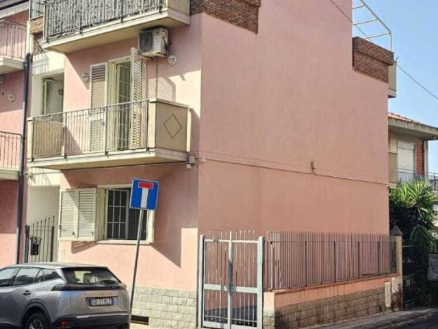Villa in vendita a Aci Castello CT