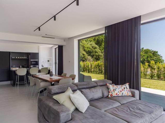 Villa in vendita a Aci Castello CT