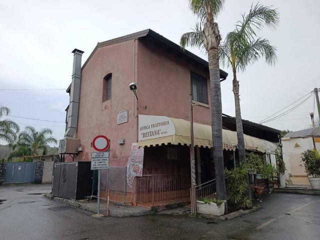 Villa in vendita a Aci Catena CT