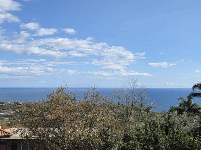 Villa in vendita a Aci Catena CT