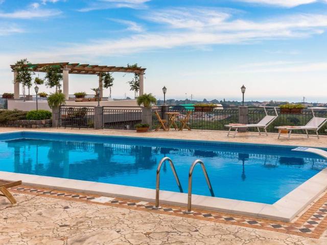 Villa in vendita a Aci Catena CT