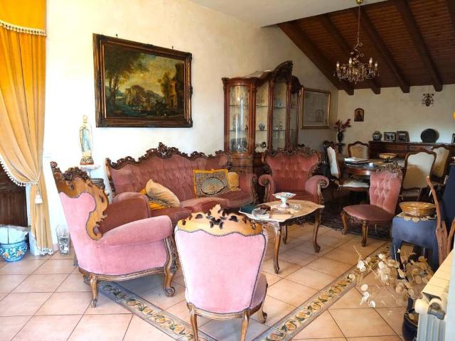 Villa in vendita a Aci Sant'Antonio CT