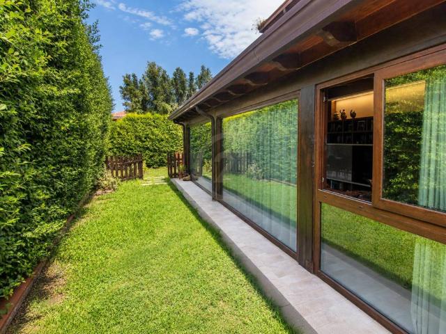 Villa in vendita a Aci Sant'Antonio CT