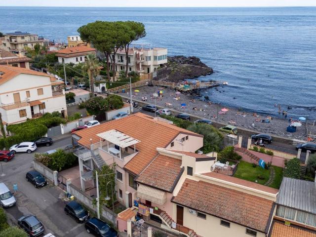 Villa in vendita a Acireale CT