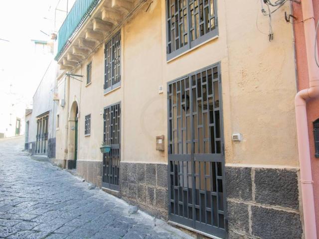 Villa in vendita a Acireale CT