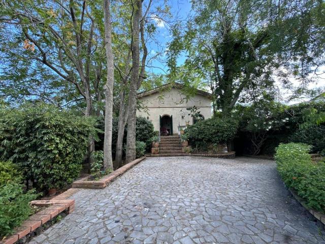 Villa in vendita a Acireale CT
