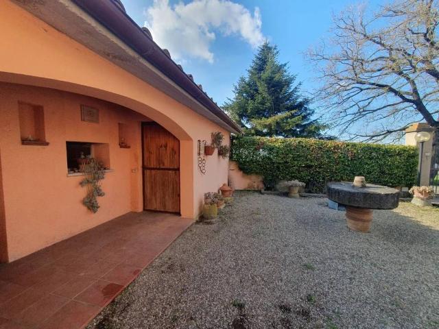 Villa in vendita a Acquapendente VT
