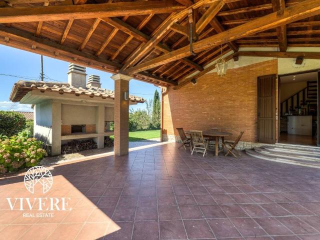 Villa in vendita a Acquasparta TR