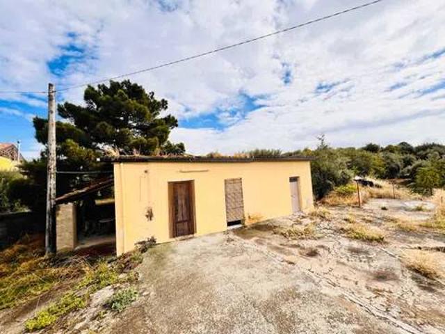 Villa in vendita a Adrano CT