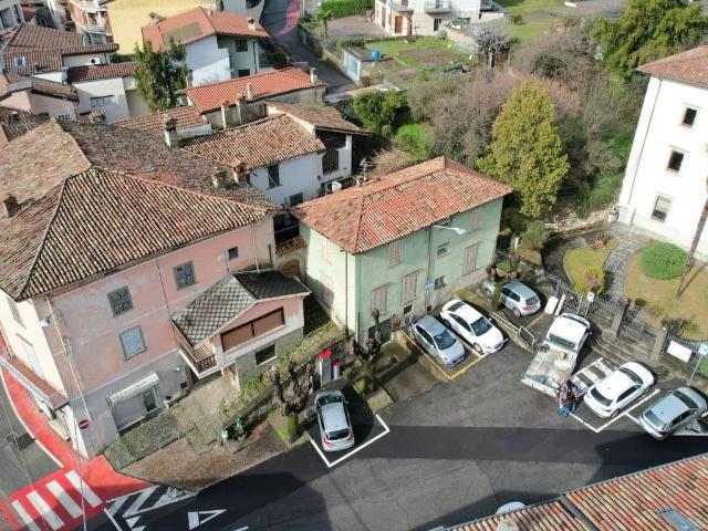 Villa in vendita a Adrara San Martino BG