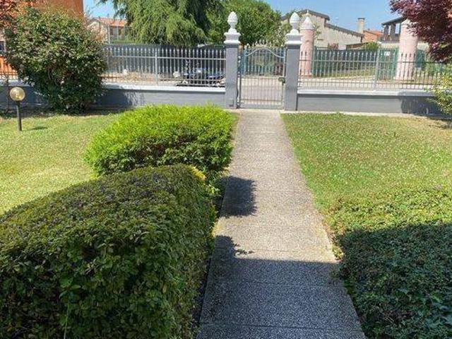 Villa in vendita a Adria RO