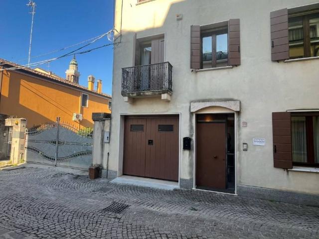 Villa in vendita a Adria RO
