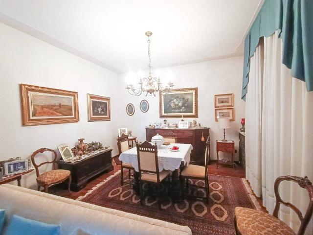 Villa in vendita a Adria RO