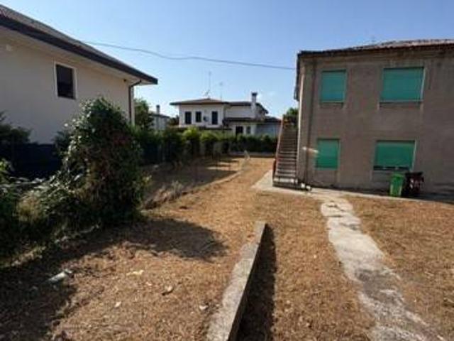 Villa in vendita a Adria RO