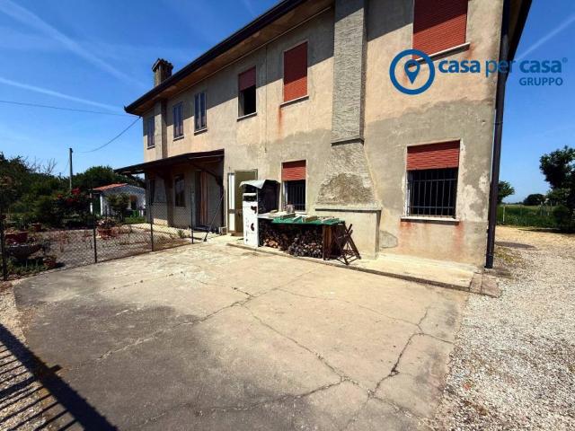 Villa in vendita a Adria RO