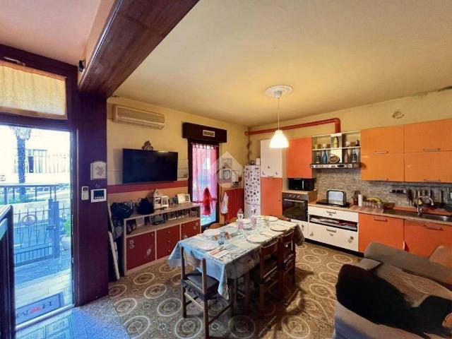 Villa in vendita a Adro BS