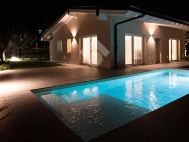 Villa in vendita a Affi VR