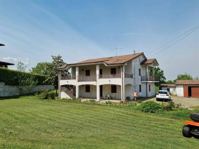 Villa in vendita a Agazzano PC