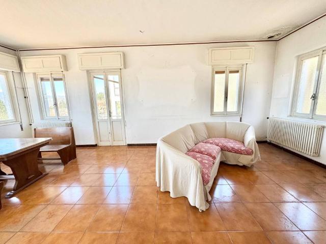 Villa in vendita a Agra VA