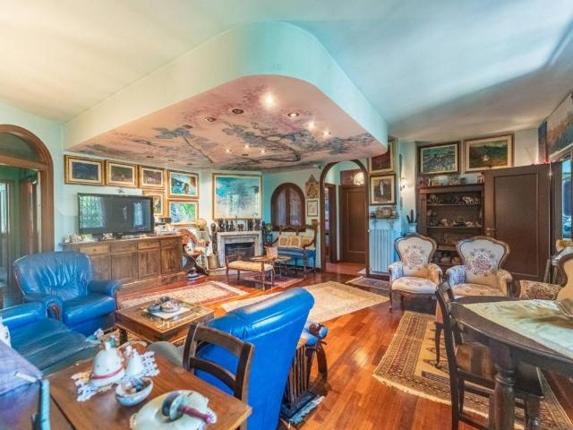 Villa in vendita a Agrate Brianza MB