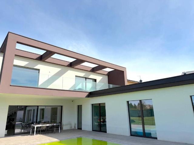 Villa in vendita a Agrate Brianza MB