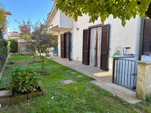 Villa in vendita a Agrate Brianza MB