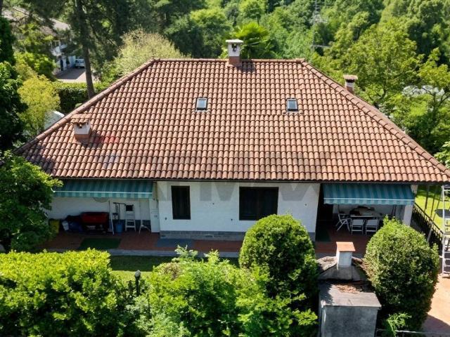 Villa in vendita a Agrate Conturbia NO