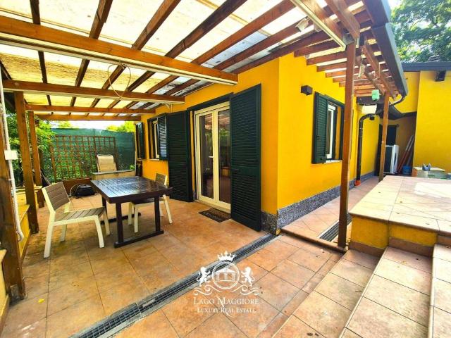Villa in vendita a Agrate Conturbia NO
