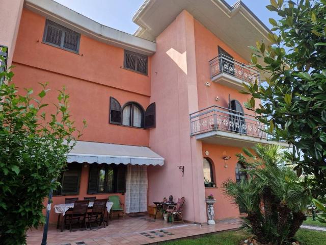 Villa in vendita a Aiello del Sabato AV