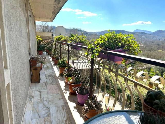 Villa in vendita a Aiello del Sabato AV