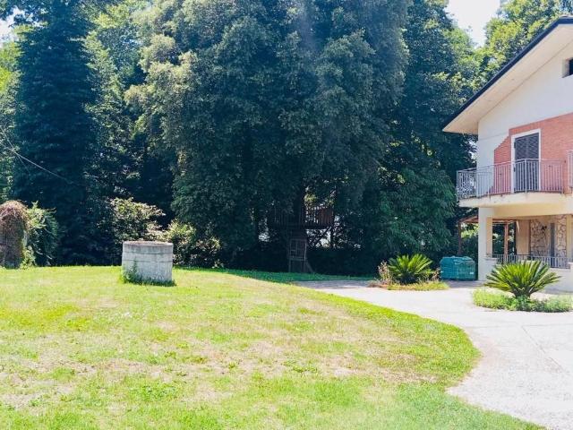 Villa in vendita a Aiello del Sabato AV