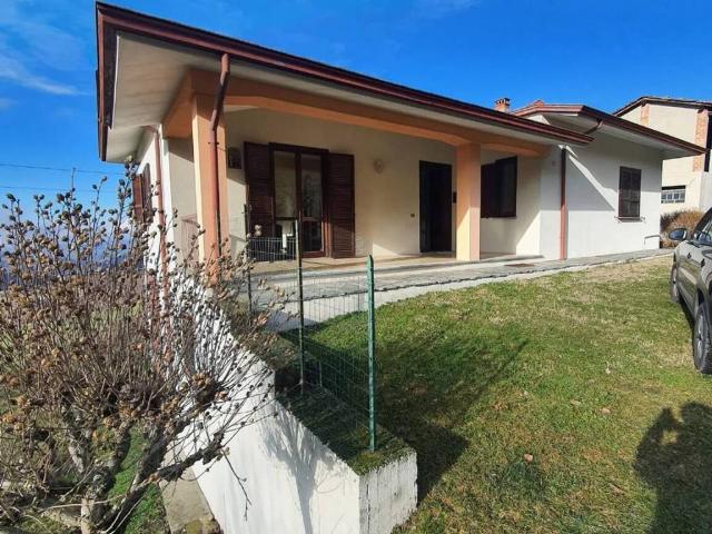 Villa in vendita a Alta Val Tidone PC