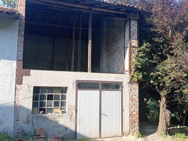 Villa in vendita a Alta Val Tidone PC