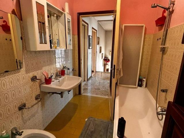 Villa in vendita a Alta Val Tidone PC