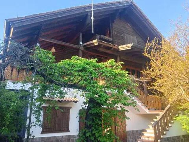 Villa in vendita a Alta Val Tidone PC